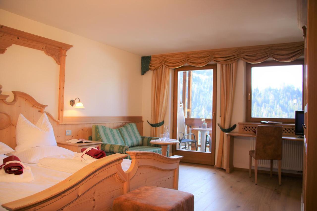 Hotel Alpenrose Dolomites La Valle Ngoại thất bức ảnh