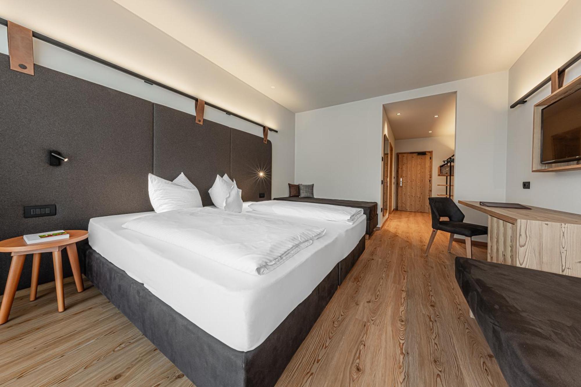 Hotel Alpenrose Dolomites La Valle Ngoại thất bức ảnh
