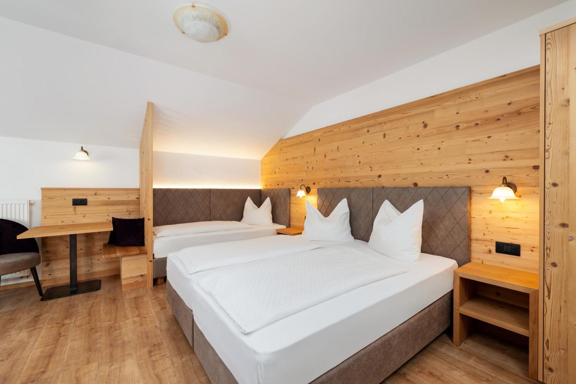 Hotel Alpenrose Dolomites La Valle Ngoại thất bức ảnh
