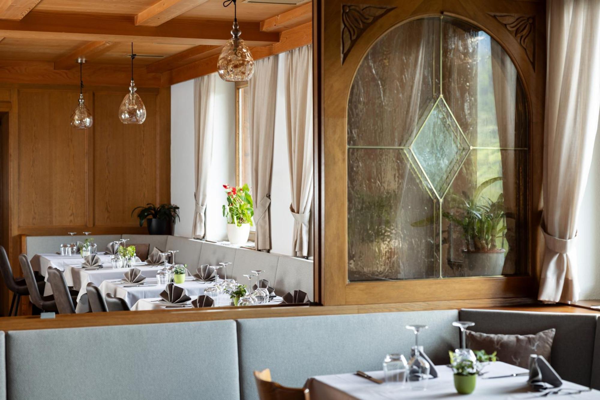 Hotel Alpenrose Dolomites La Valle Ngoại thất bức ảnh