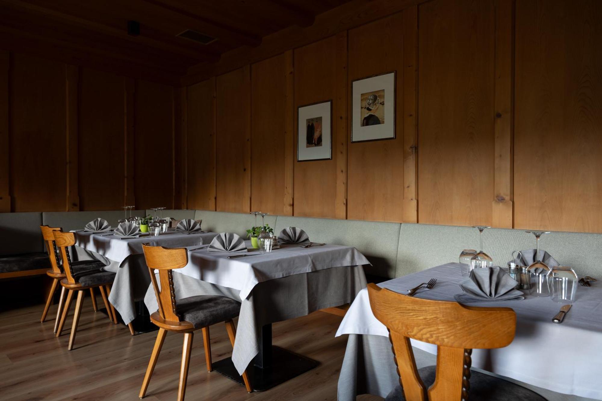 Hotel Alpenrose Dolomites La Valle Ngoại thất bức ảnh