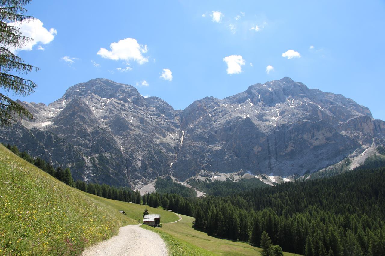 Hotel Alpenrose Dolomites La Valle Ngoại thất bức ảnh